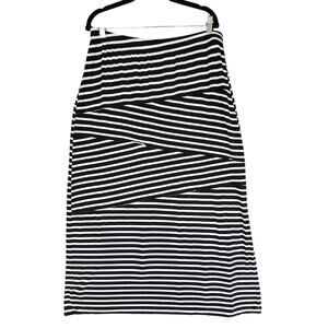 Chicos Maxi Skirt sz 2 12 Knit Stripes On Bias Black White 32x38 Casual Business